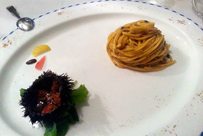 la risacca blu restaurant seefood milan Spaghetti with Sea Urchins